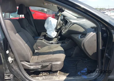 2016 Chevrolet Malibu Ls z USA, uszkodzony, nr VIN 1G1ZB5ST2GF321091